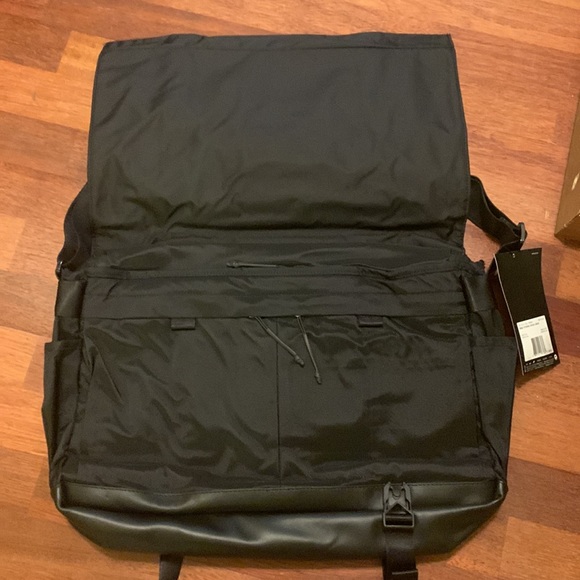 Nike laptop bag - Picture 4 of 6